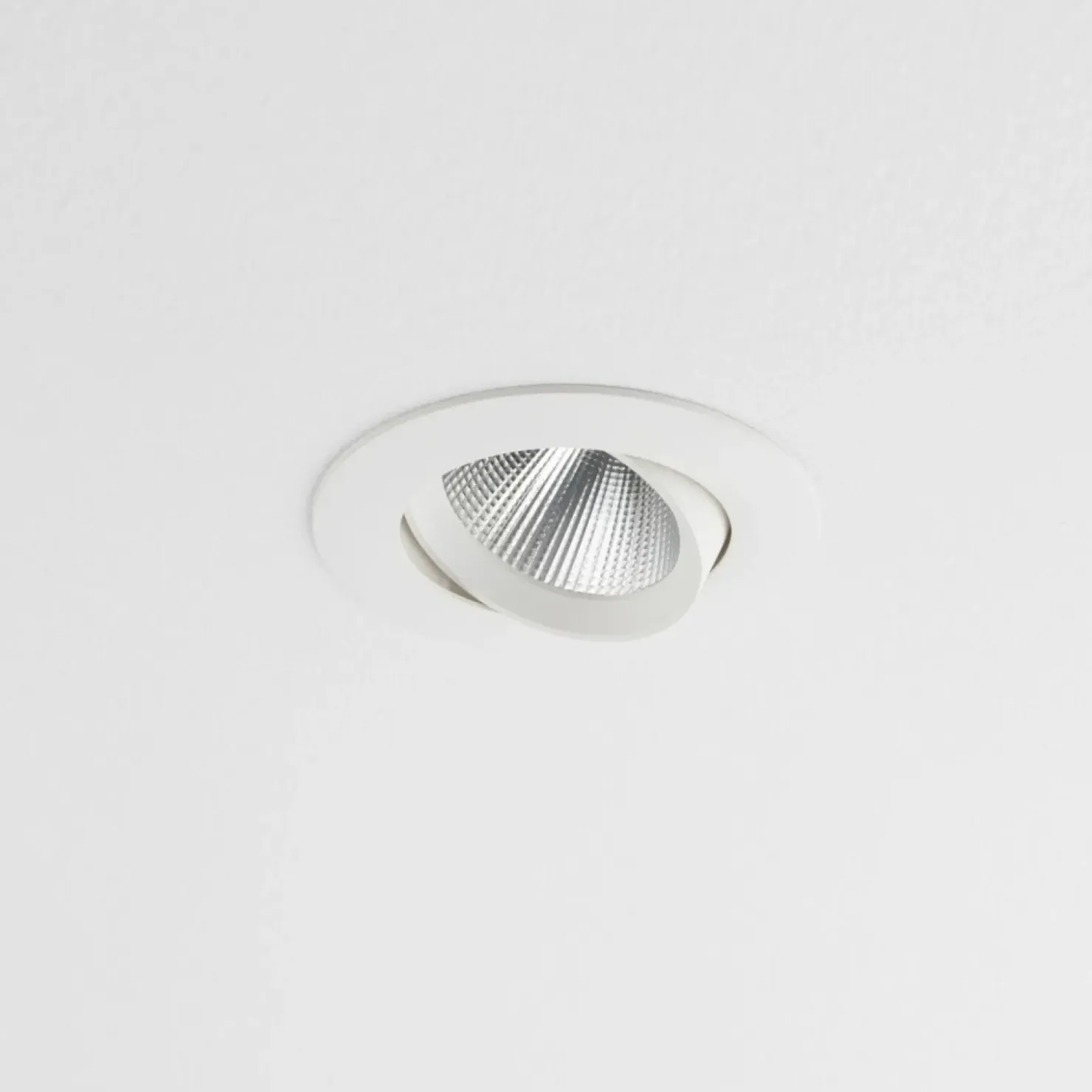 Białe oczko wpustowe LED 5W 4000K ⌀9cm 10547 EGINA LED | Kaja*Sklep Kaja Hot