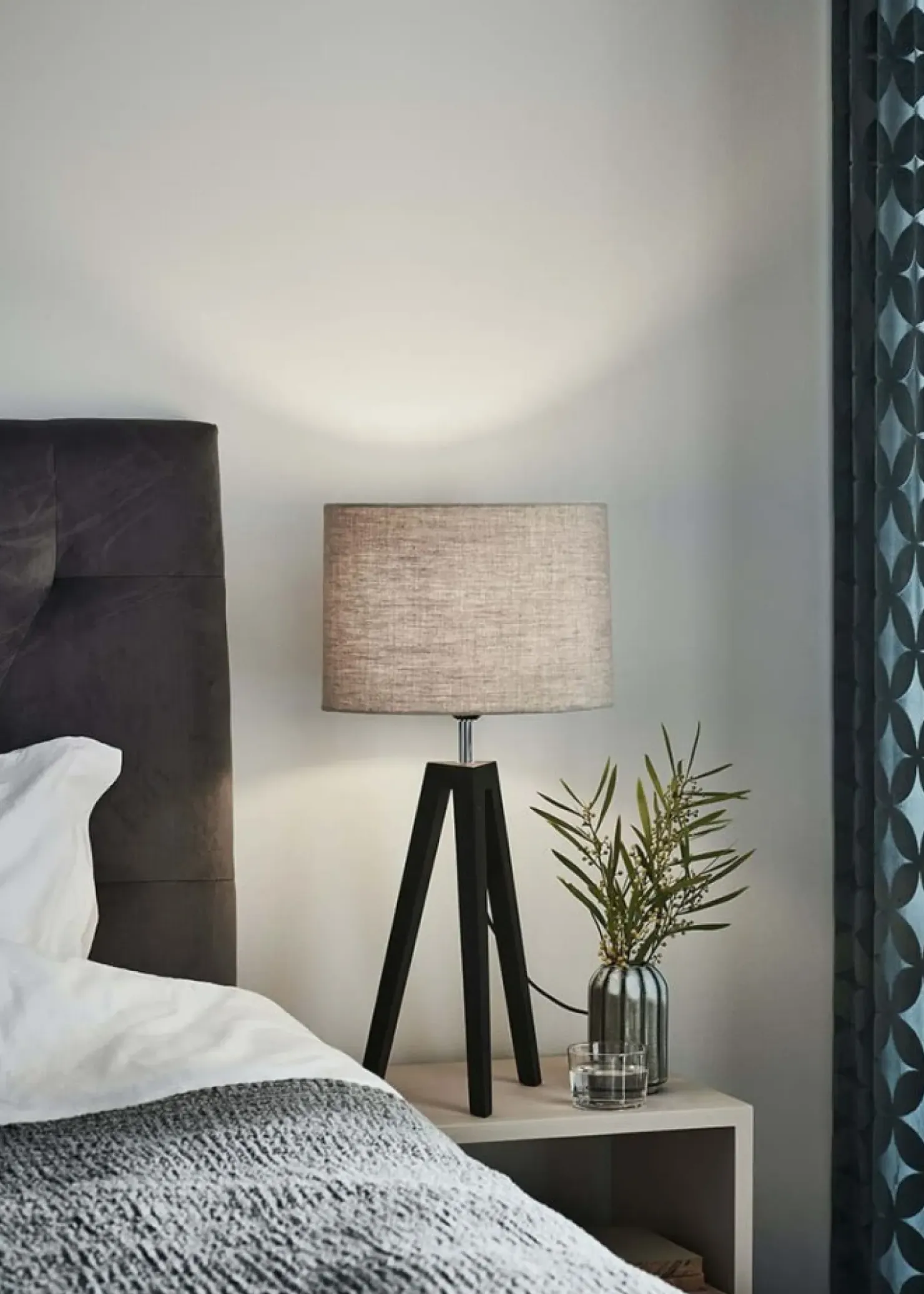 Czarna lampa nocna z tkaninowym abażurem 107944 | Kaja Oświetlenie*Sklep Kaja Flash Sale