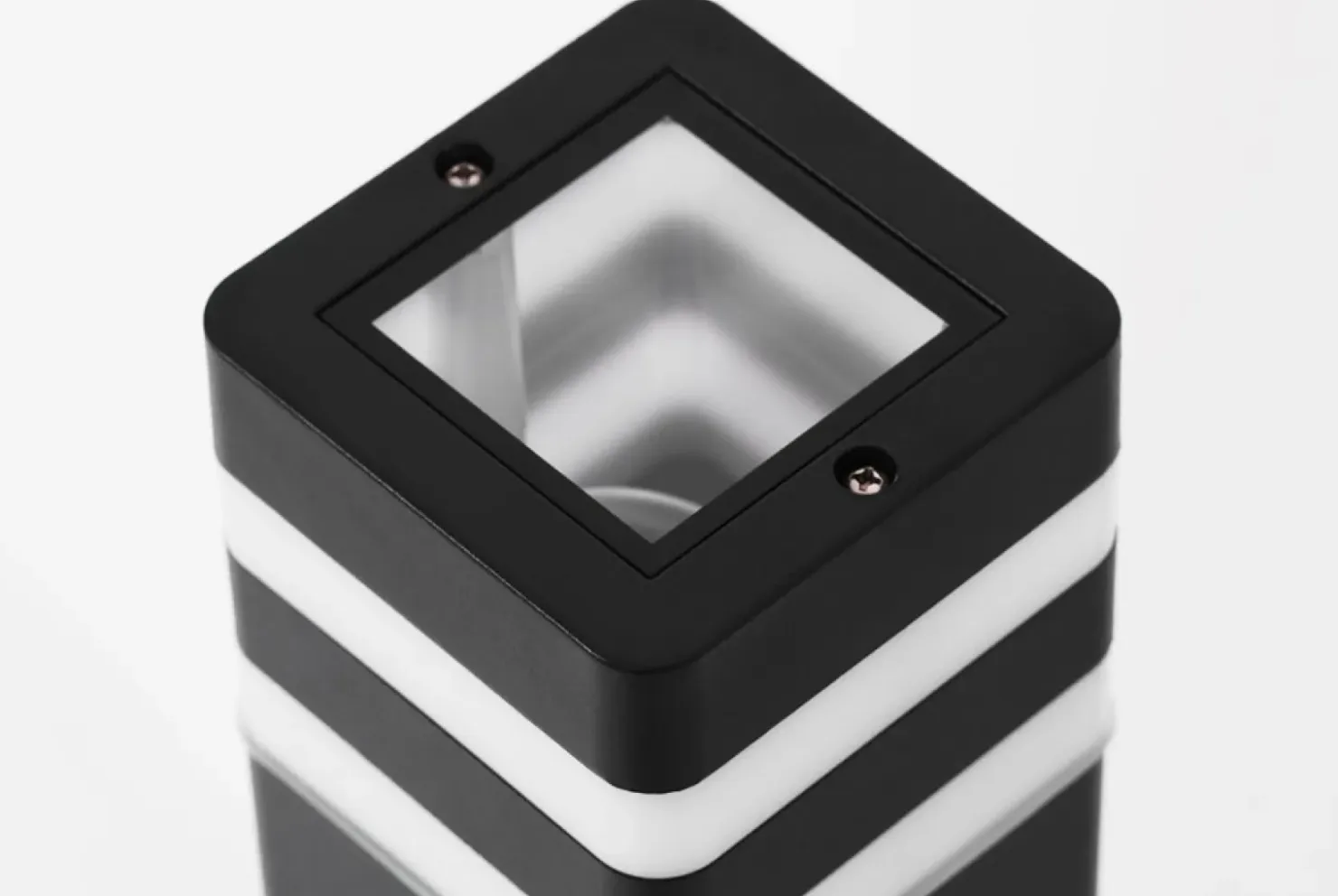 Czarna lampa ogrodowa, styl klasyczny, IP44 K-8208 z serii TAMIZA*Sklep Kaja Cheap