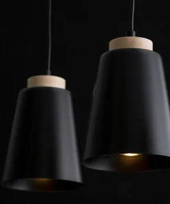 Store Sklep Kaja Czarna lampa wisząca ze zdobieniami drewnianymi 442/2 | Kaja