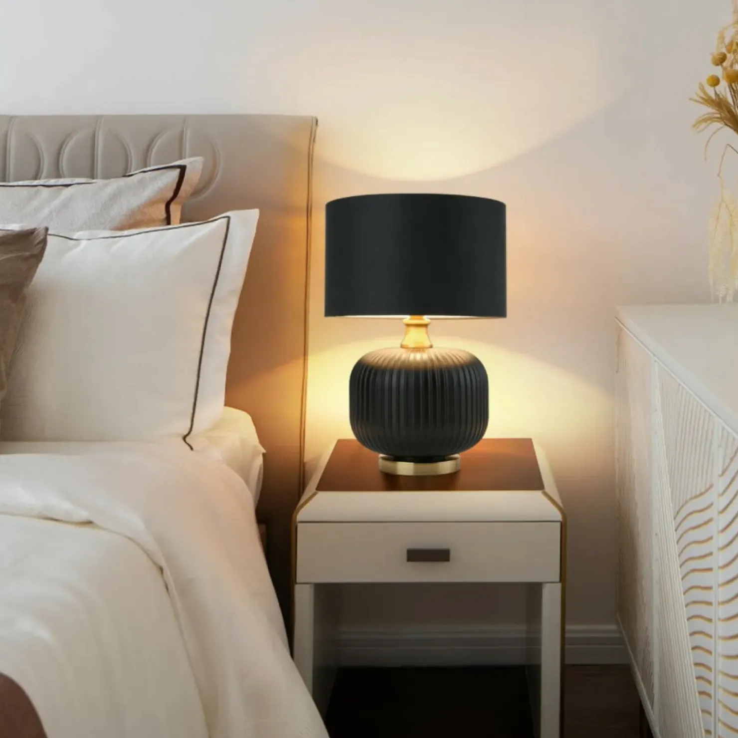 Elegancka, czarno-złota lampka stołowa LP-1515/1T SMALL z serii TAMIZA*Sklep Kaja Outlet