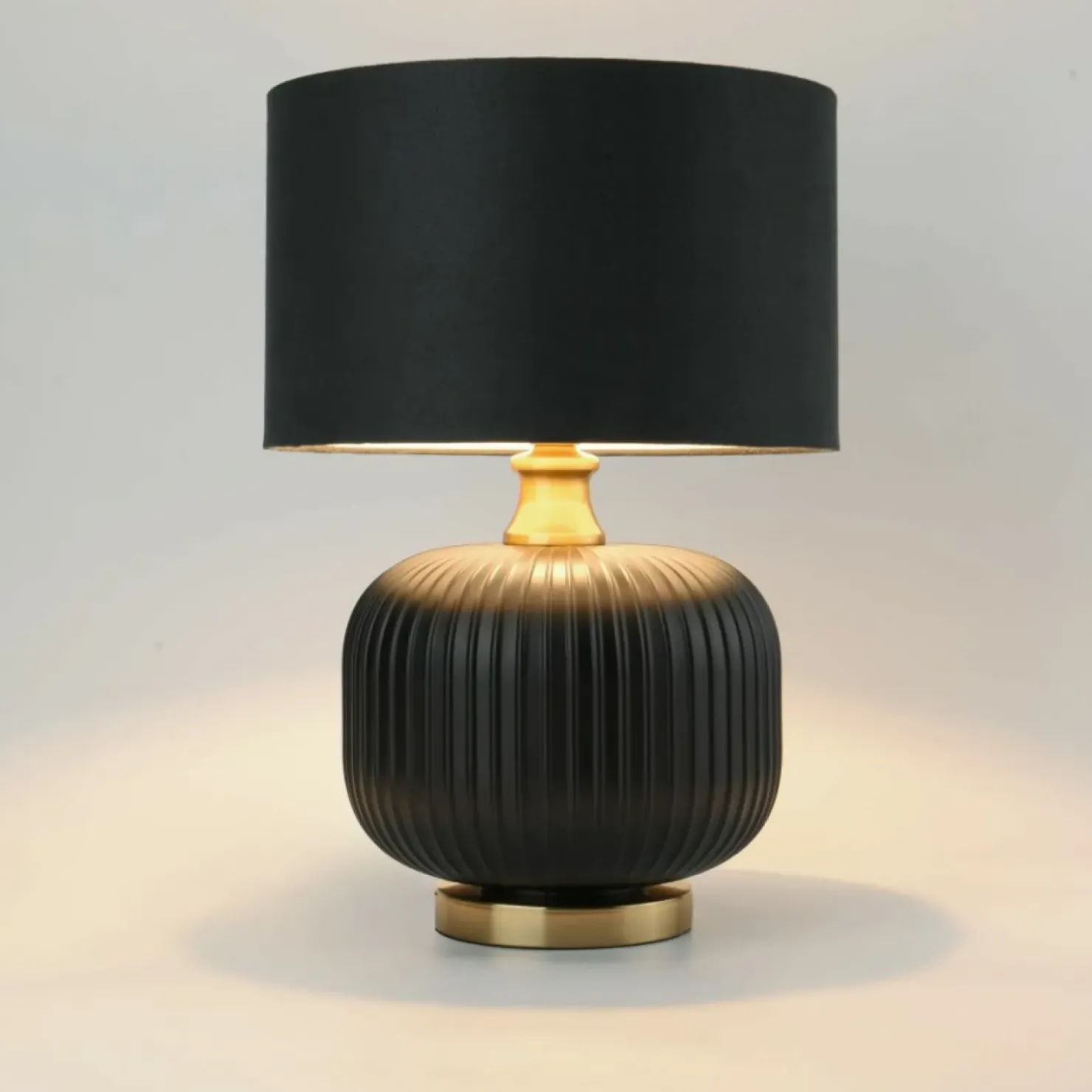 Elegancka, czarno-złota lampka stołowa LP-1515/1T SMALL z serii TAMIZA*Sklep Kaja Outlet