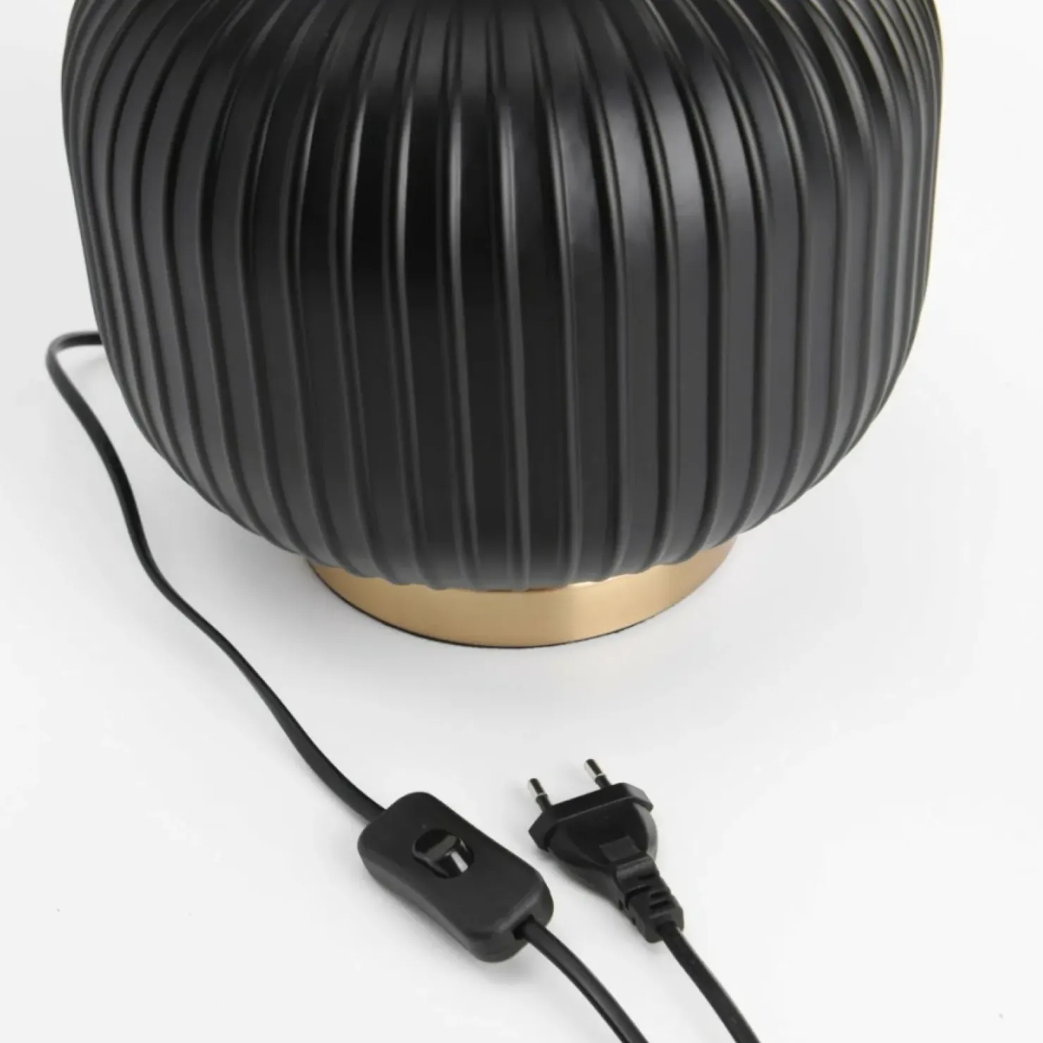 Elegancka, czarno-złota lampka stołowa LP-1515/1T SMALL z serii TAMIZA*Sklep Kaja Outlet