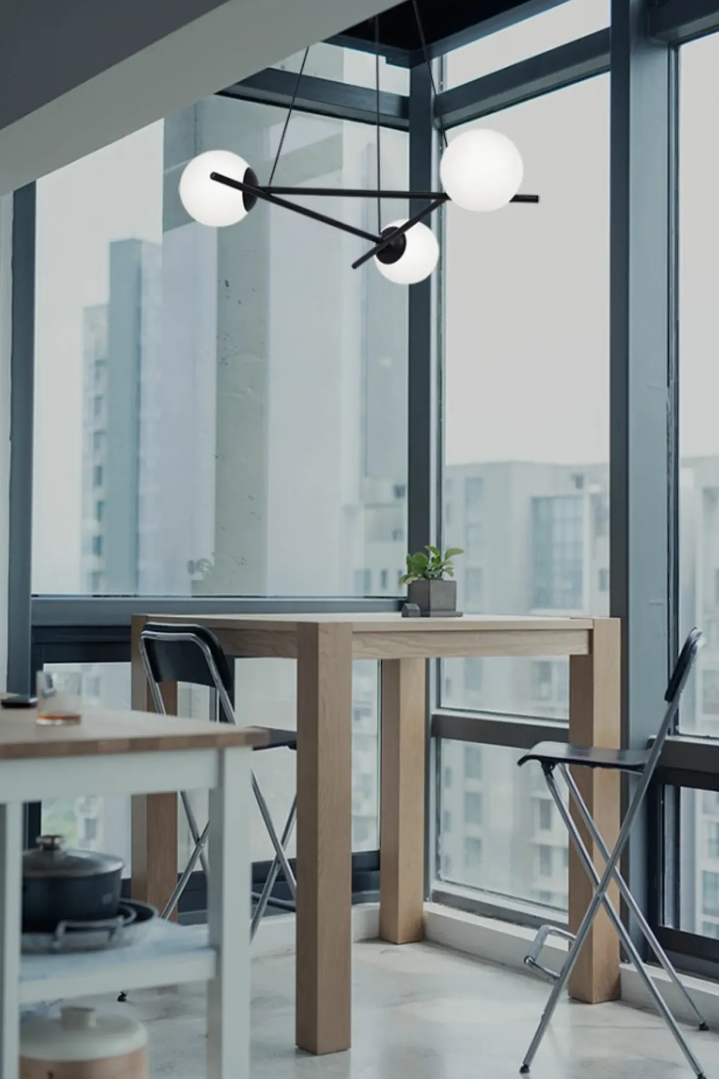 Clearance Sklep Kaja Elegancka lampa wisząca z białymi kloszami K-4966 | Kaja Oświetlenie