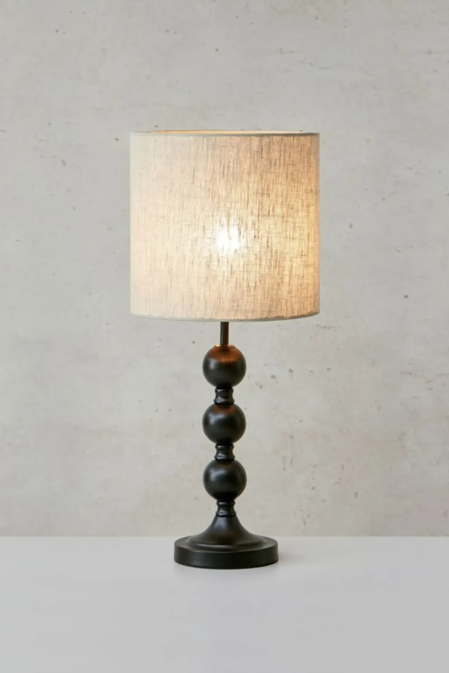 Elegancka lampka stołowa z abażurem, do sypialni 108575 z serii OCTO*Sklep Kaja Online