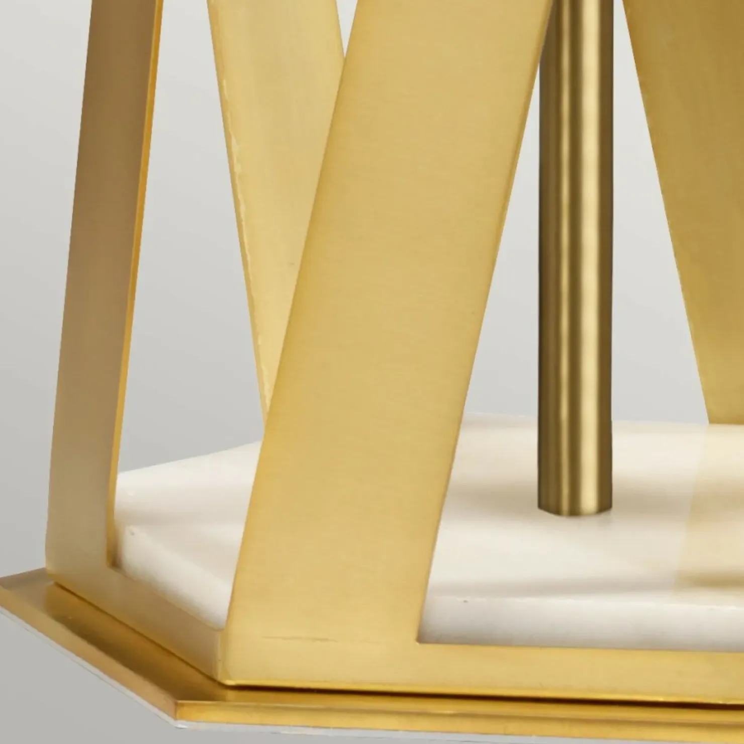 Geometryczna, złota lampa stołowa APOLLO-TL z serii APOLLO*Sklep Kaja Cheap