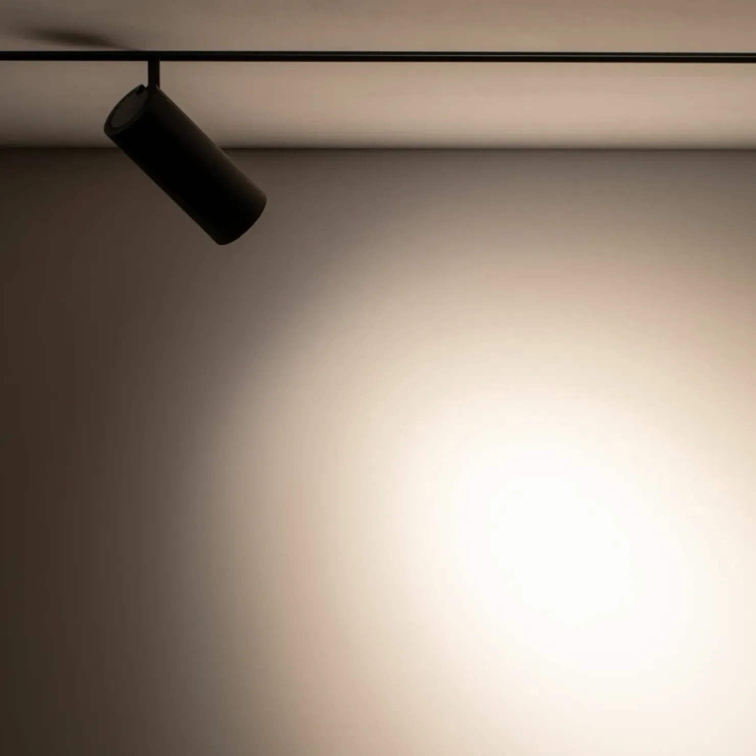 Głowica LED tuba do szyny magnetycznej 1F 10142 LVM SPOT LED | Kaja*Sklep Kaja Store