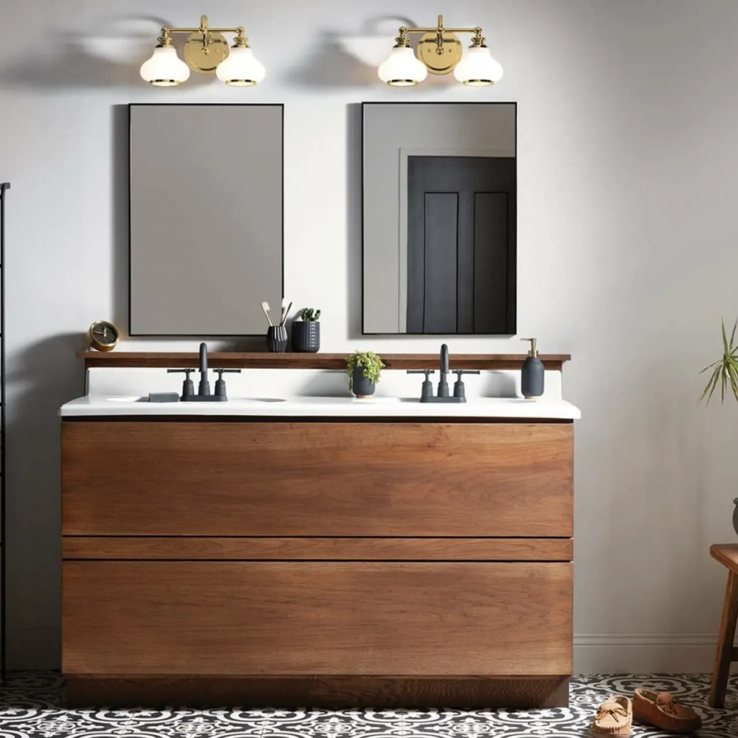 Kinkiet ścienny, kolor mosiądzu HK-AINSLEY2-BATH-BB z serii AINSLEY*Sklep Kaja New