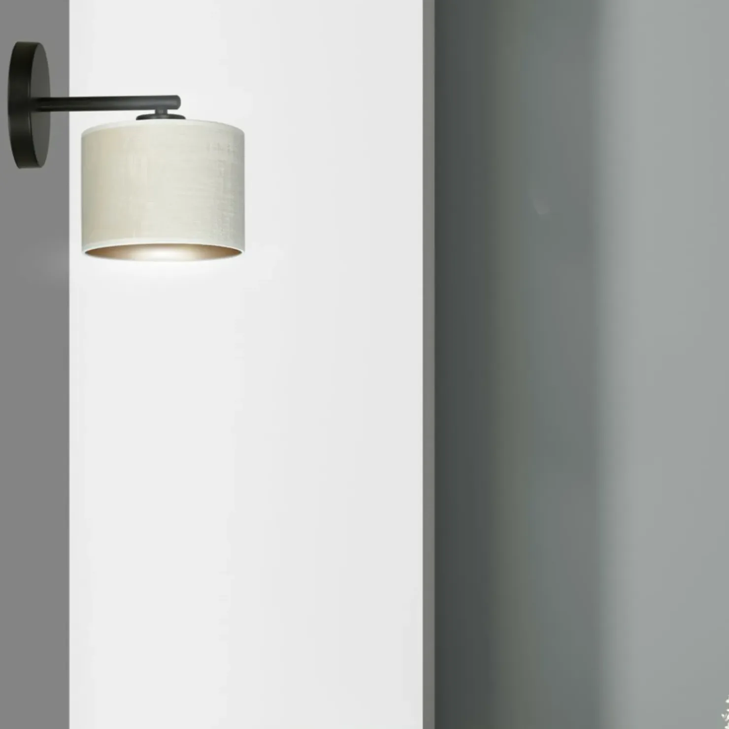 Klasyczna lampa ścienna z biało-złotym abażurem 1052/K1 HILDE | Kaja*Sklep Kaja Cheap