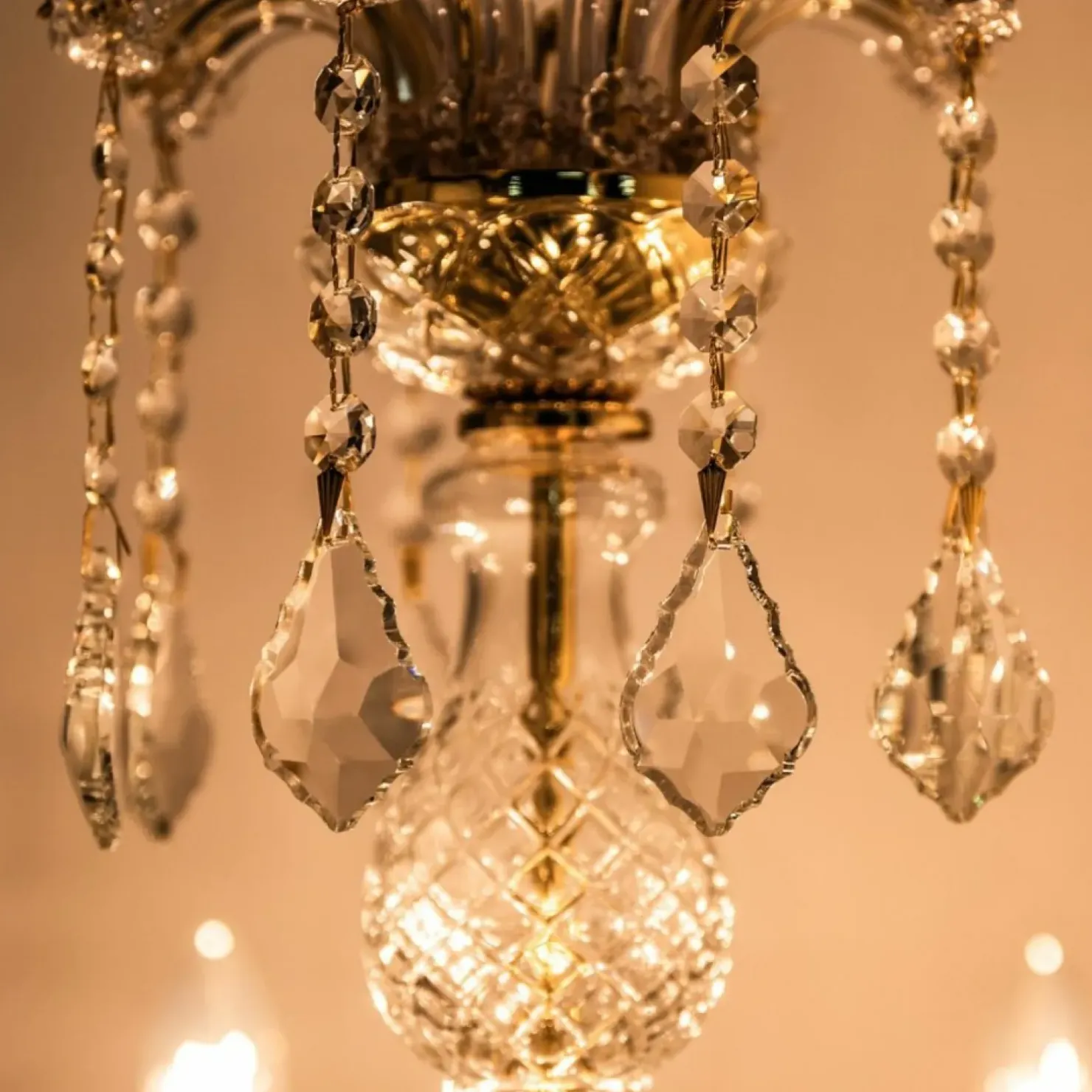 Shop Sklep Kaja Kryształowy żyrandol w stylu glamour ZM 14004/8-GLD CHATEAU | Kaja