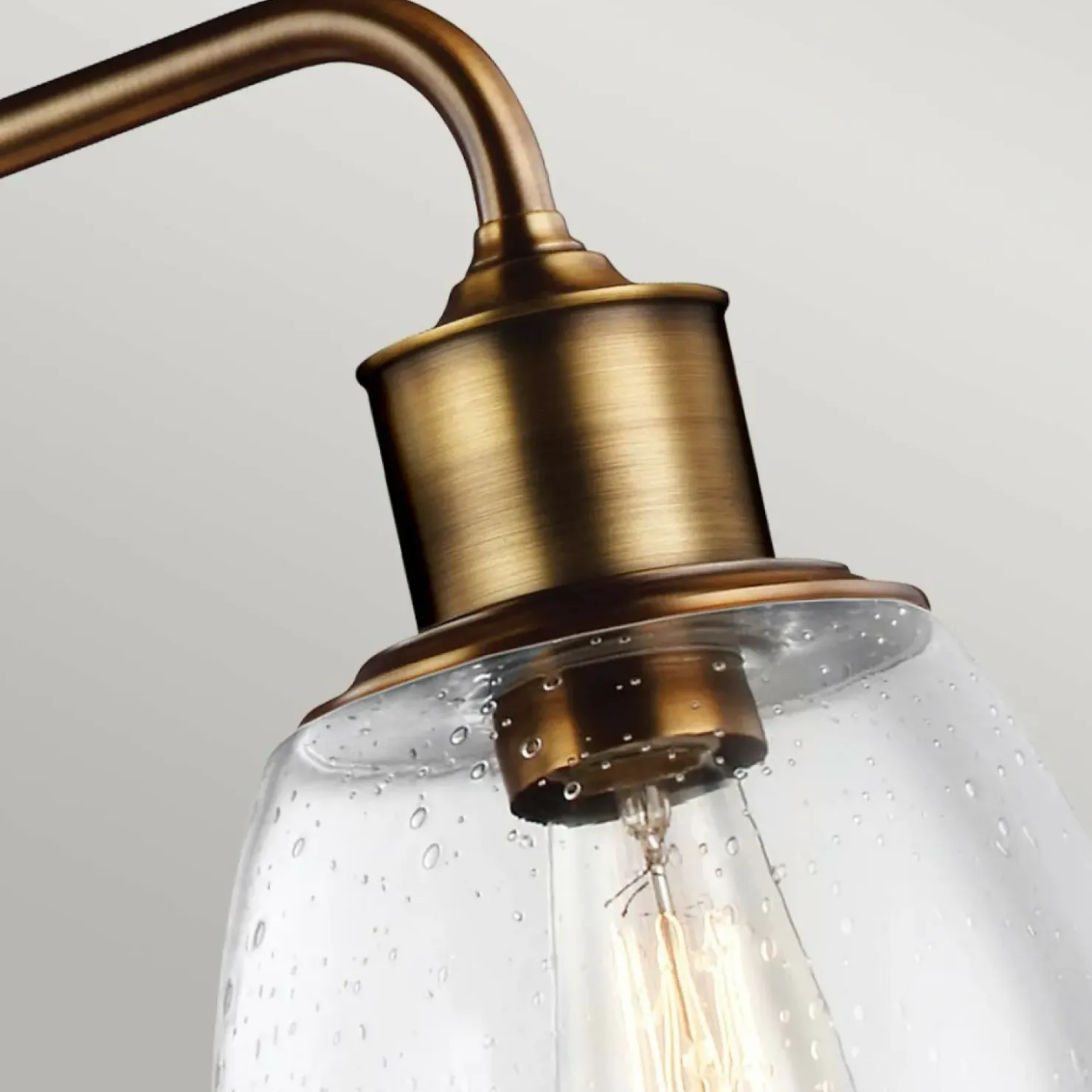 Lampa, kolor postarzanego mosiądzu FE-HOBSON-3P-AB z serii HOBSON*Sklep Kaja Best