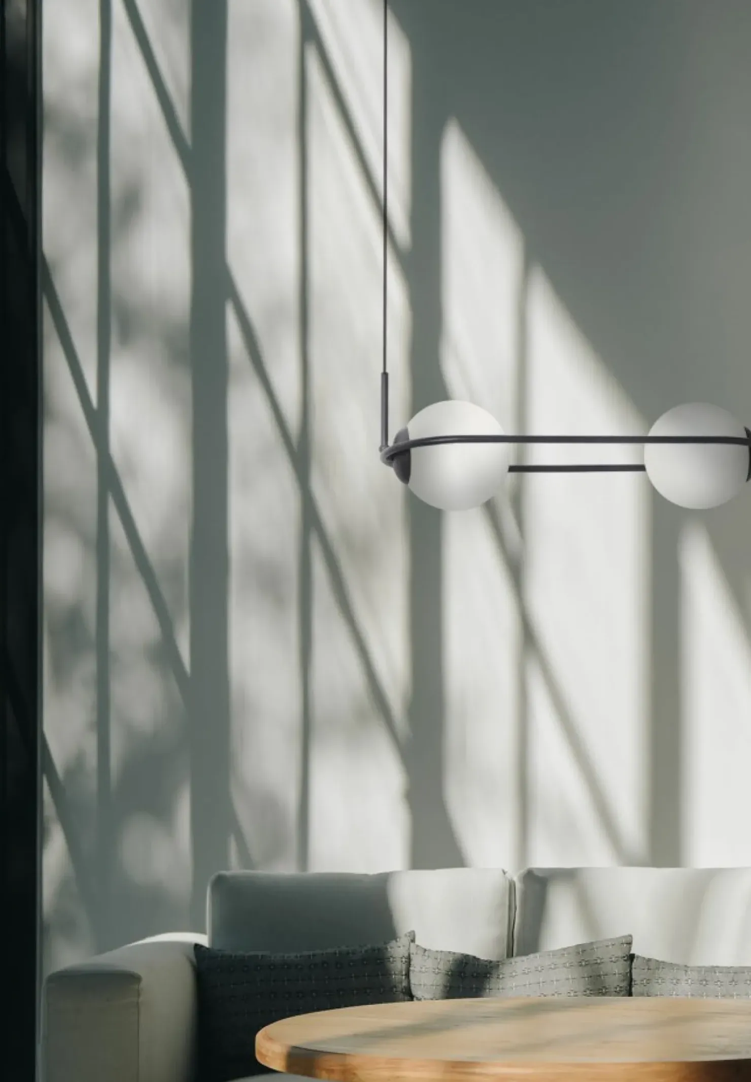 Sale Sklep Kaja Lampa wisząca w kolorze czarno-białym, nad stół K-5102 z serii PARVA