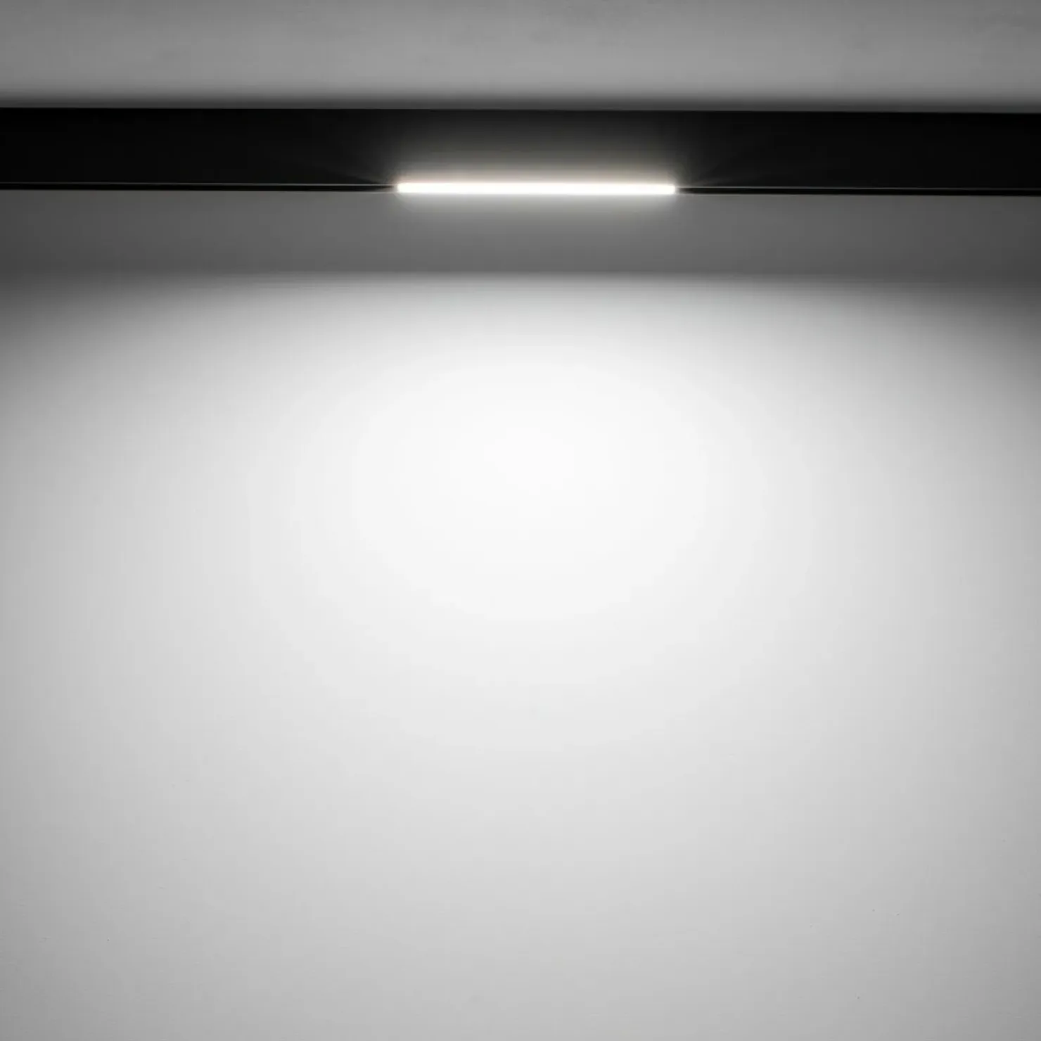 Liniowa lampa do szyny magnetycznej 1F 10651 LVM LINE LED | Kaja*Sklep Kaja Best