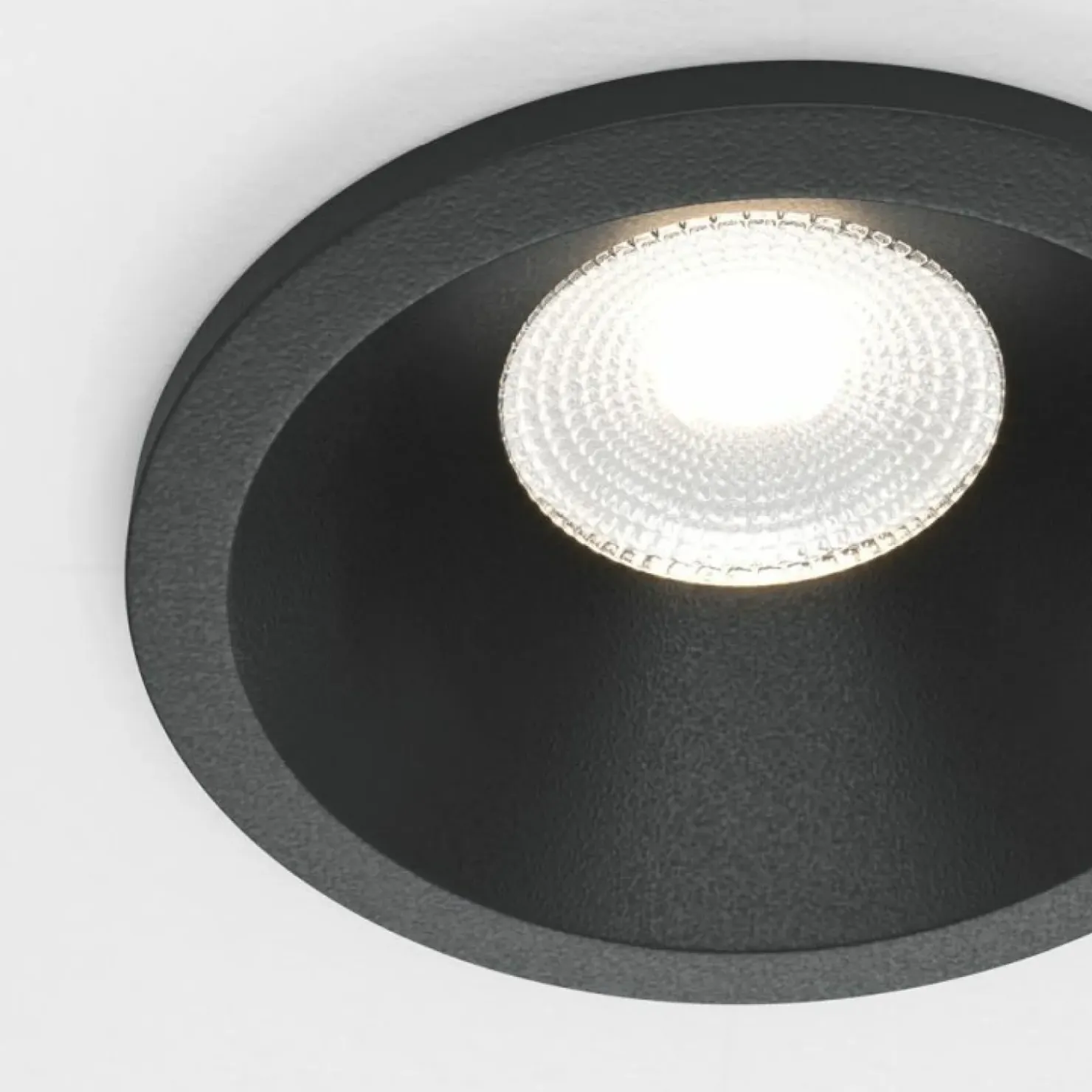 Okrągłe oczko LED do łazienki ⌀6cm 4000K DL034-01-06W4K-D-B*Sklep Kaja Fashion