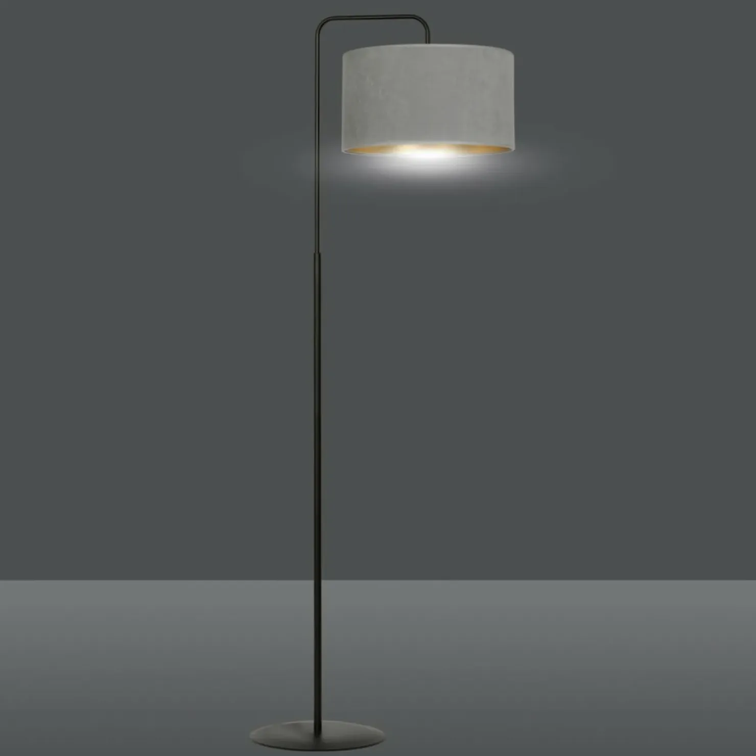 Prosta lampa podłogowa z szarym abażurem 1050/LP1 HILDE | Kaja*Sklep Kaja Store