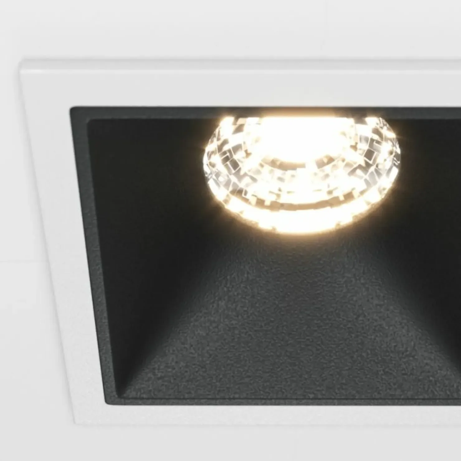 Punktowe oczko kwadrat 3000K 6,5cm DL043-01-10W3K-SQ-WB - ALFA LED*Sklep Kaja Online