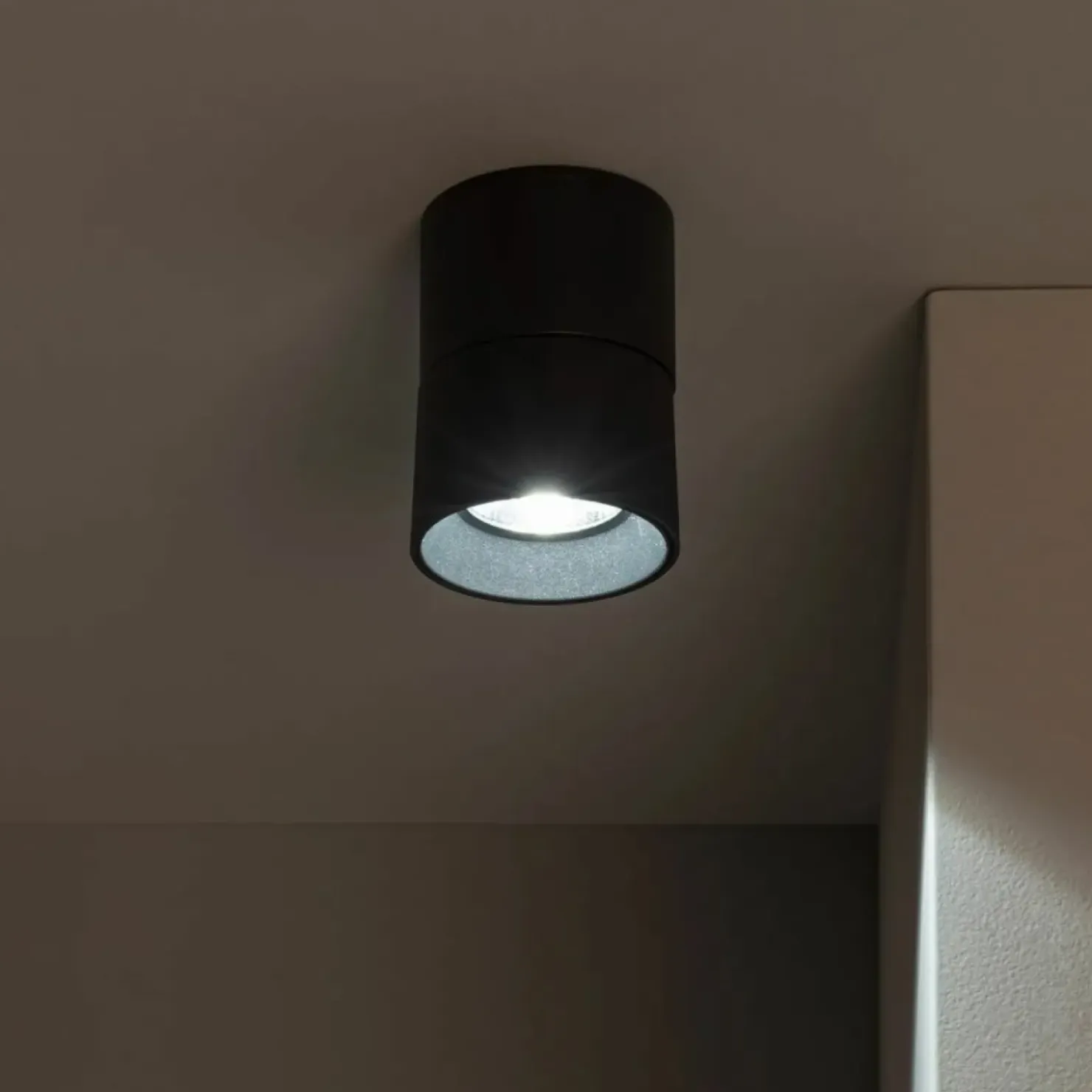 Ruchoma tuba LED 3000K 11x9cm ABR-LPR-15W-C-WW ESTETICA LED | Kaja*Sklep Kaja Cheap