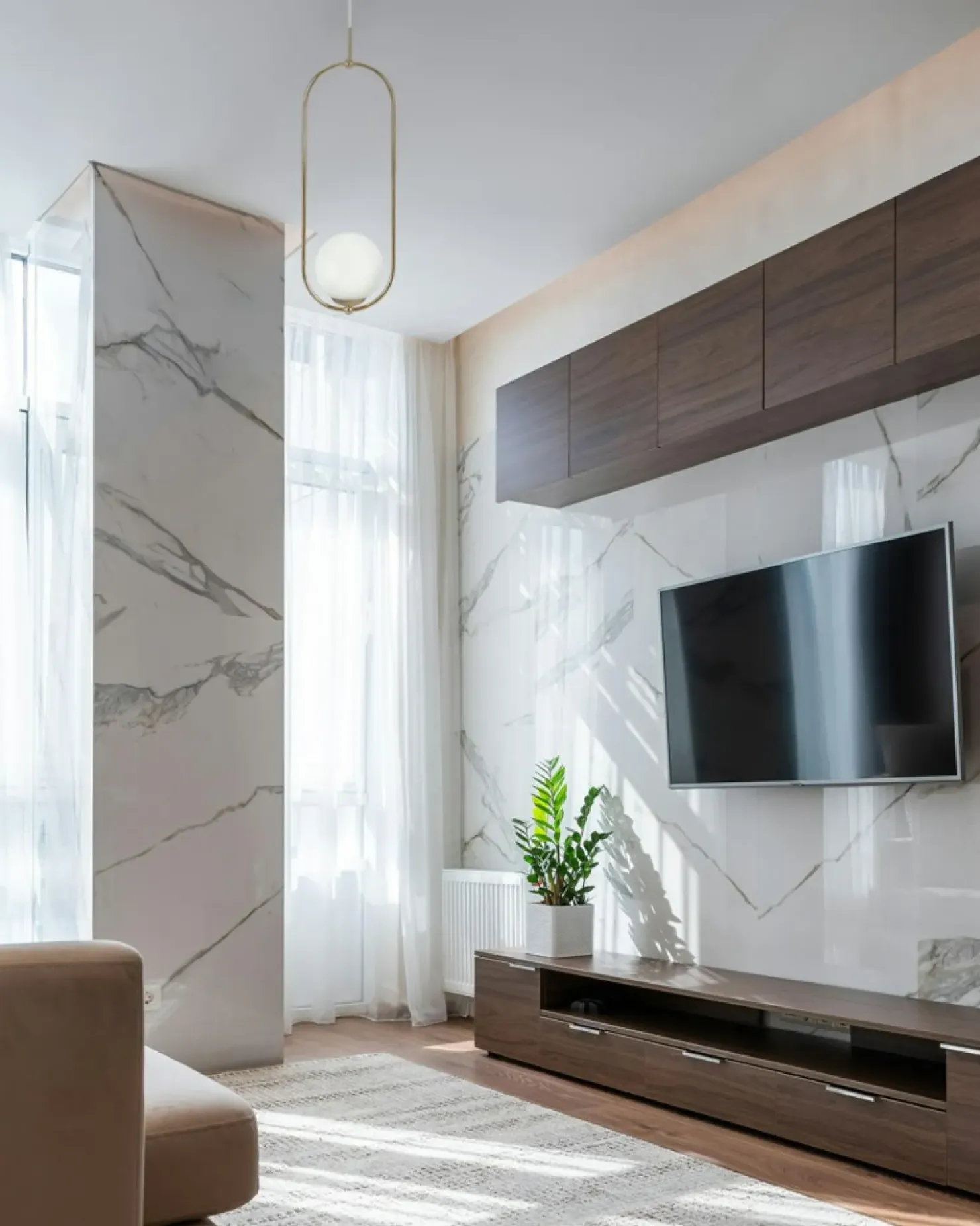 Stylowa lampa wisząca, złota konstrukcja z kloszem K-5391 z serii RITUS*Sklep Kaja Discount