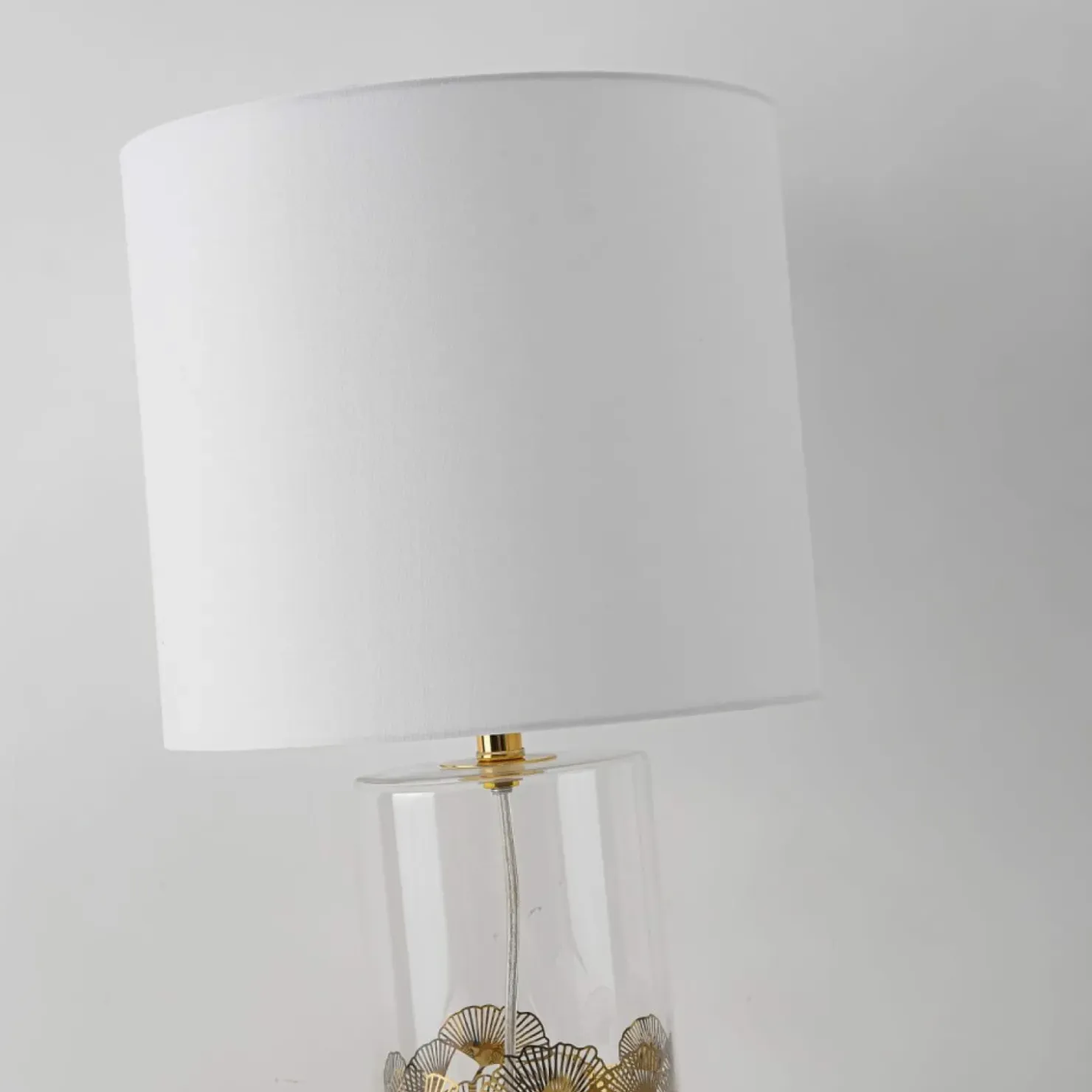 Stylowa lampka do eleganckiego salonu LP-818/1T WH z serii SUNFLOWER*Sklep Kaja Cheap